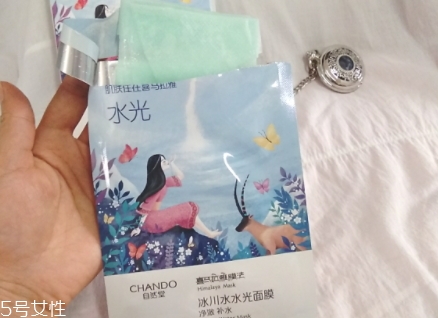 自然堂冰川水水光面膜怎么用？回歸肌膚的真實美麗