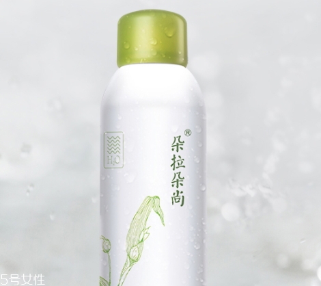 定妝噴霧可以帶上飛機(jī)或者托運(yùn)嗎？