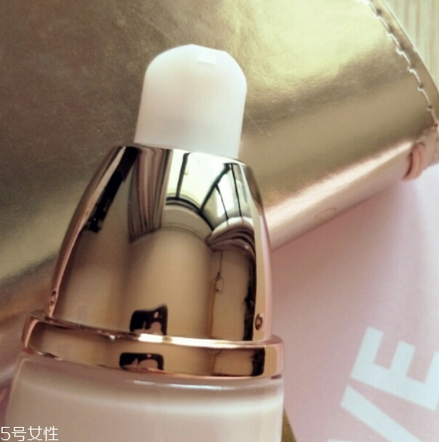 自然堂乳液怎么打開？按壓不出來不要著急