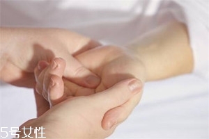 哪些按摩方法能強身健體？常按這部位疏通血液