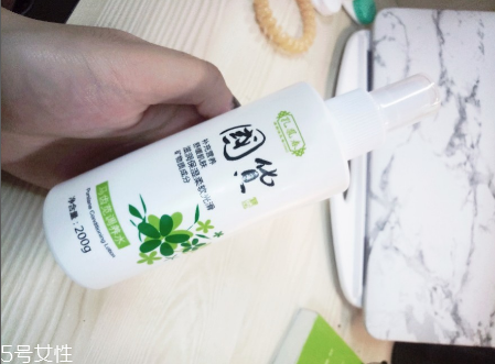 孔鳳春爽膚水好用嗎？有150多年的歷史的牌子