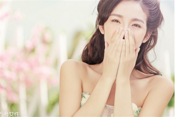 激光洗眉后紅印怎么樣淡化？激光洗眉后要做好防曬工作