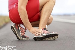 崴腳了怎么辦？緩解疼痛6大招