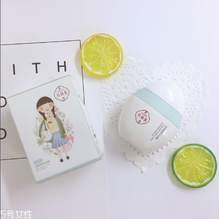 孔鳳春輕透素顏水粉霜好用嗎？國貨平價彩妝底妝