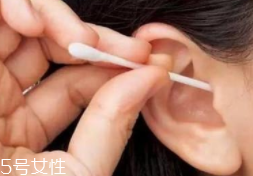耳屎過多的真相是什么？有可能是咽喉發(fā)炎了