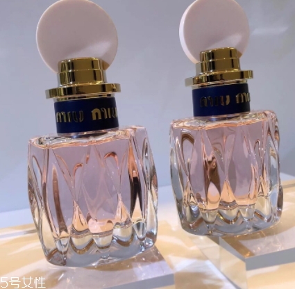 miumiu2018粉色香水好聞嗎？和舊款香水哪個(gè)更好聞