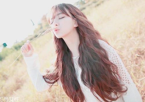 脖子后面有痣好嗎？激光冷凍祛痣易導(dǎo)致癌變