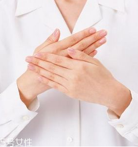 女人體質(zhì)虛寒如何調(diào)理？飲食調(diào)理是關(guān)鍵
