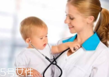 嬰兒打針哭鬧怎么辦？這些錯(cuò)誤方法不要用