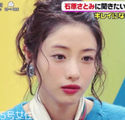 2018開年爆款色莓果紫，怎么涂更美？
