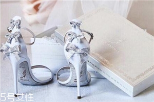 rene caovilla是奢侈品嗎？美到讓人產(chǎn)生錯(cuò)覺