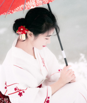 鹿胎膏會(huì)發(fā)胖嗎？鹿胎膏無(wú)致胖風(fēng)險(xiǎn)