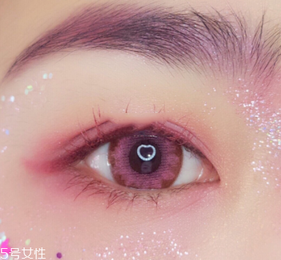 兔子腮紅怎么畫才可愛？中年少女必備腮紅畫技