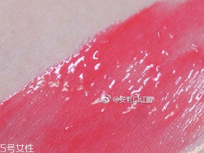 香奈兒唇釉738好看嗎？香奈兒唇釉738試色