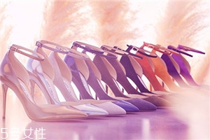 jimmy choo是幾線(xiàn)品牌？讓女星們欲罷不能的高跟鞋