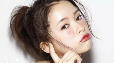 腮紅顏色怎么選？這幾招學(xué)會一個就ok