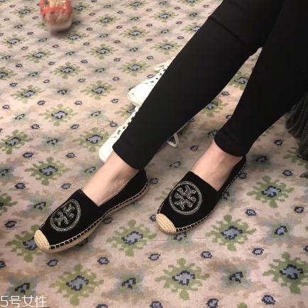 tory burch鞋子偏大嗎？香奈兒漁夫鞋平價替代