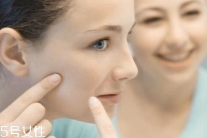 光敏食物真的會(huì)導(dǎo)致變黑嗎？只有敏感皮才要注意