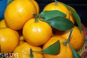 吃橘子為什么臉變黃呢？橘黃癥很快會(huì)恢復(fù)