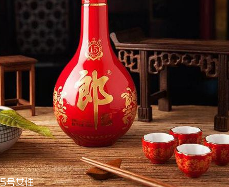 白酒加熱酒精會揮發(fā)嗎？白酒加熱后再喝危害少