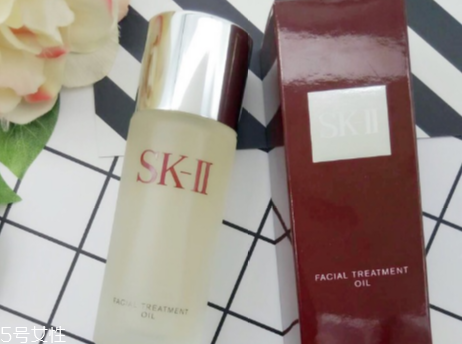 sk2神仙水怎么看生產(chǎn)日期？神仙水之前一定要擦化妝水