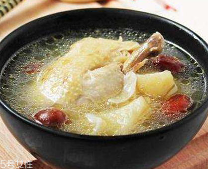 冬天喝雞湯還是鴨湯？雞湯和鴨湯各有優(yōu)點