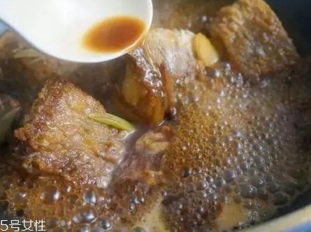 如何燉魚好吃又簡單？最簡單的燉魚方法介紹
