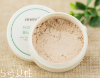 散粉取粉用什么好？粉撲和化妝刷要配合使用