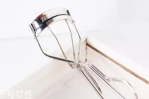 2018睫毛夾哪個牌子好？8款最受歡迎的睫毛夾推薦