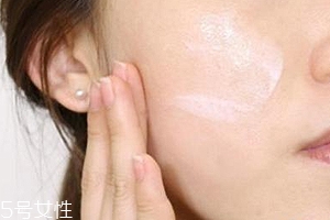 面霜有哪些涂抹方法？有些不適合點涂