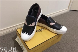 fendi鞋子一般多少錢(qián)？引領(lǐng)時(shí)尚潮流