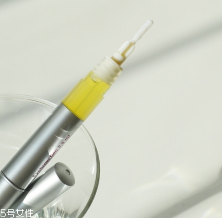 睫毛增長液會掉睫毛嗎？欲速則不達(dá)