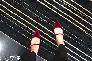 tabitha simmons是奢侈品嗎？紅毯上最常見(jiàn)的高跟鞋