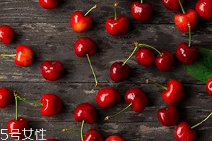 車厘子有苦味可以吃嗎？小心化學試劑