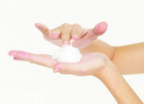 硅膠的潔面儀好用嗎？不要使用過多