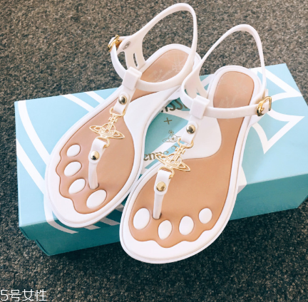 melissa果凍鞋好穿嗎？當(dāng)下最時(shí)髦的鞋子
