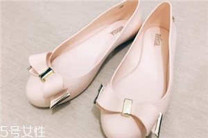 melissa果凍鞋尺碼準(zhǔn)嗎？少女心炸裂的公主鞋