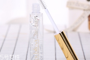 睫毛雨衣怎么用？用在睫毛膏之后