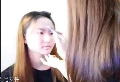 內(nèi)雙怎么畫眼線？內(nèi)雙眼皮畫眼妝技巧