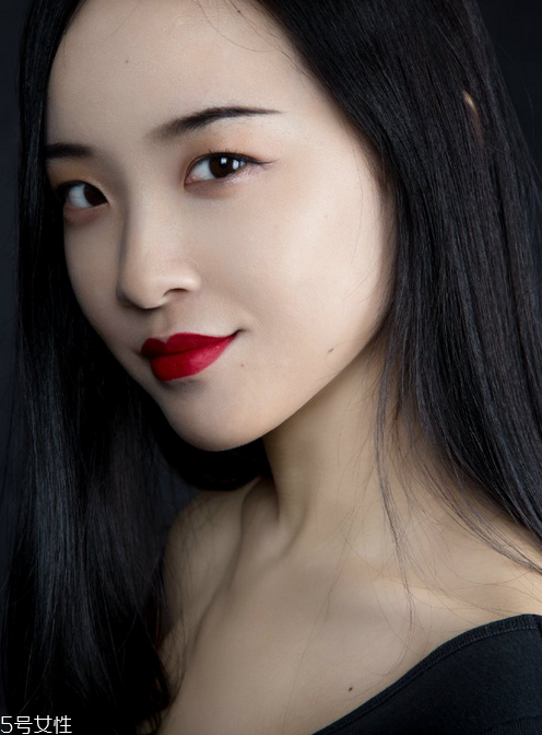 內(nèi)雙怎樣畫眼線成外雙？單眼皮內(nèi)雙女生福音