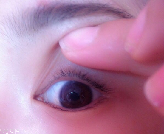 內(nèi)雙怎么畫眼線？內(nèi)雙眼皮畫眼妝技巧