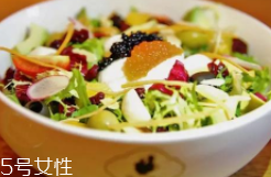 飲食護(hù)膚究竟有沒有效？不挑食才護(hù)膚