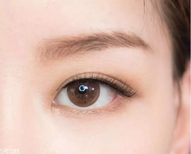 網(wǎng)紅的妝都是怎么化的？論女生眼妝的重要性