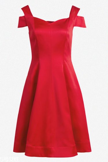 冬天紅色衣服怎么搭配？冬天就要紅