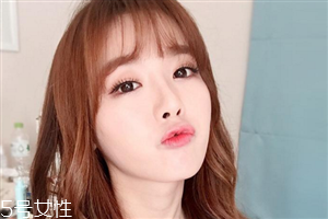 粉棕色眼妝怎么畫？蜜桃?jiàn)y畫法
