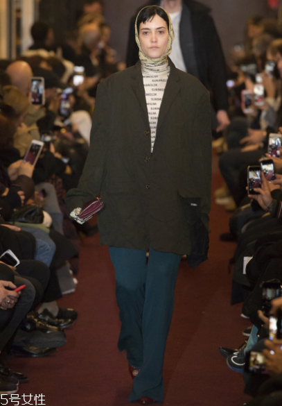 vetements2018秋冬系列服裝怎么樣_好看嗎？
