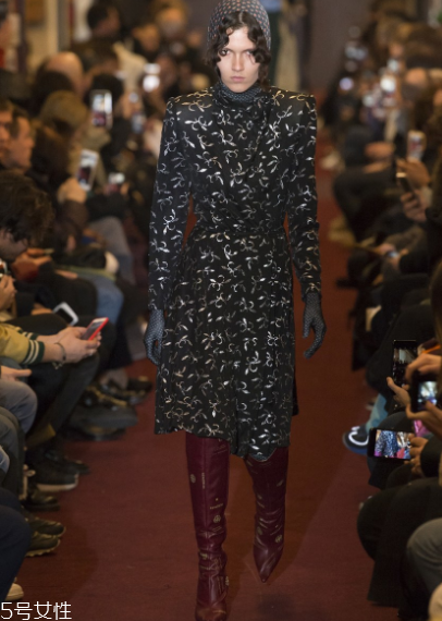 vetements2018秋冬系列服裝怎么樣_好看嗎？