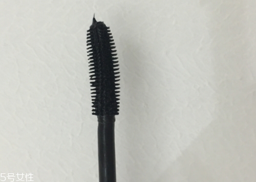 美寶蓮彎彎睫毛膏怎么用？想怎么彎就怎么彎