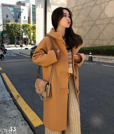 大衣干洗一次多少錢？不同地區(qū)收費(fèi)不同