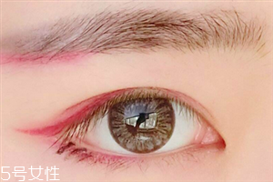 開眼角后吃什么好？開眼角后三個月可以化妝